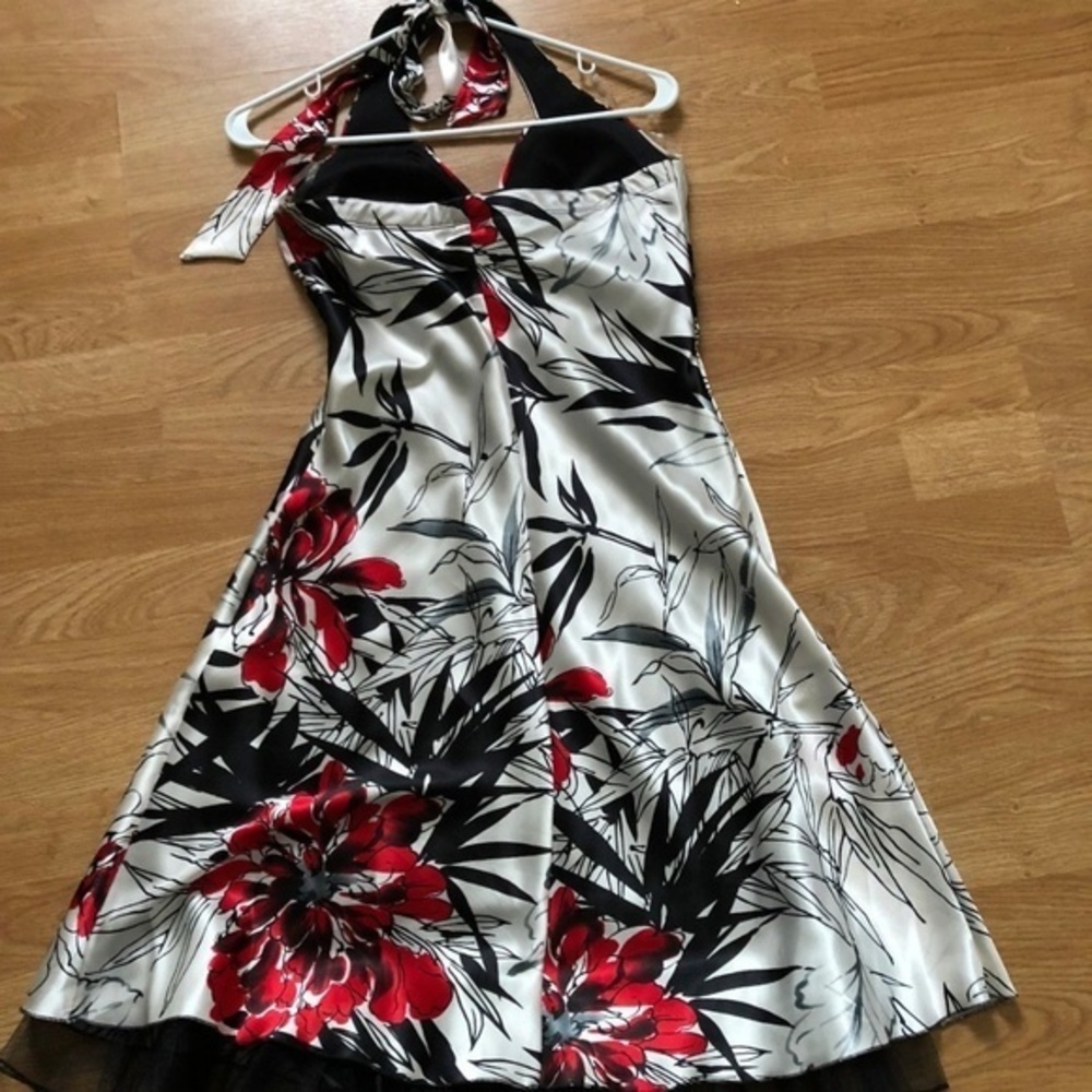 Speechless JRS. 9 Formal Prom Holiday Christmas Dress Black Red White - Picture 8 of 8